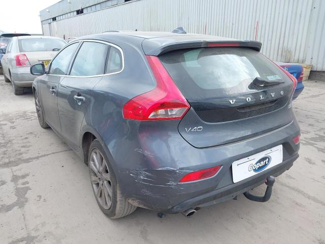 2013 VOLVO V40 SE LUX