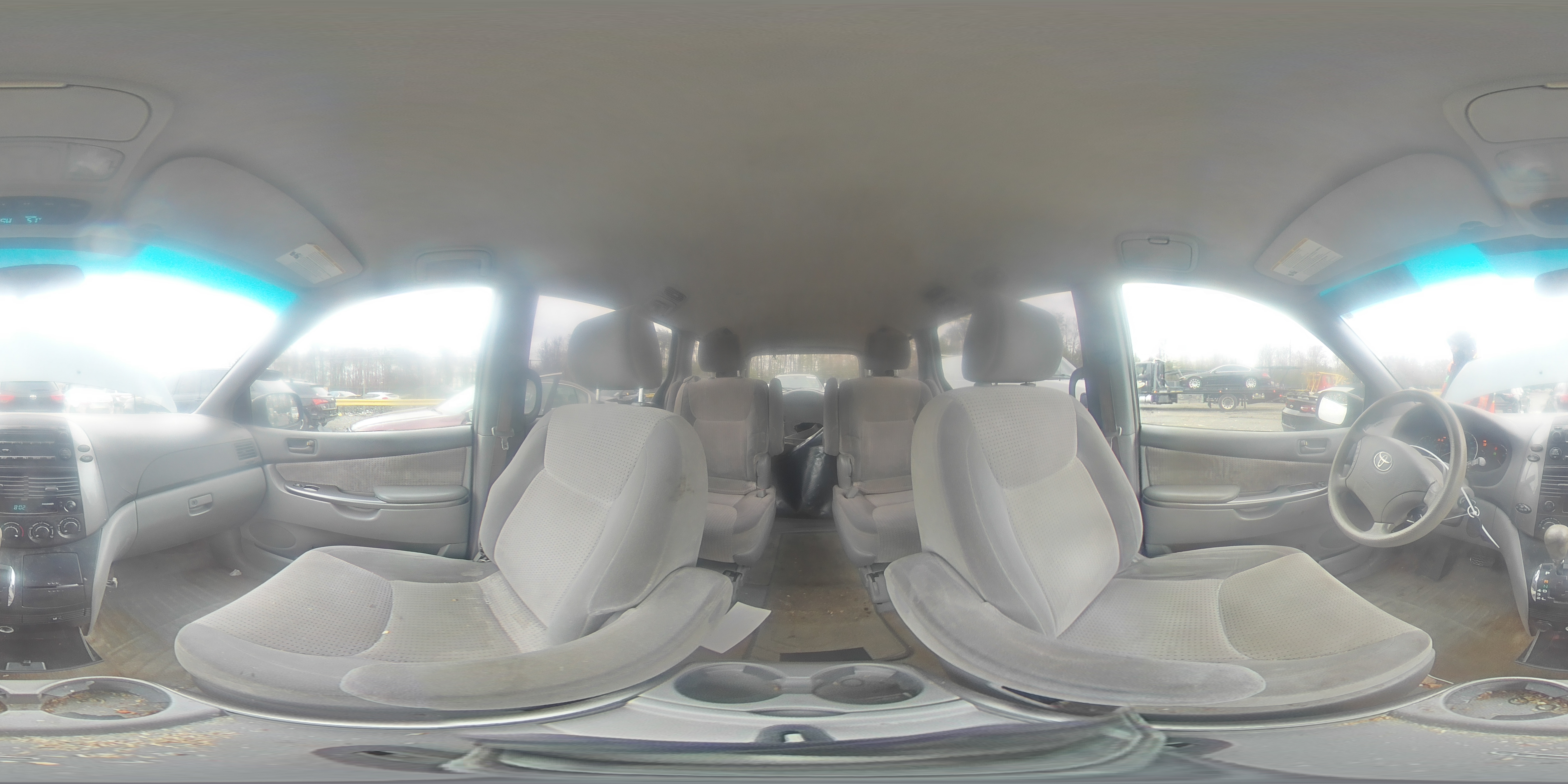 2008 Toyota Sienna - Image 13