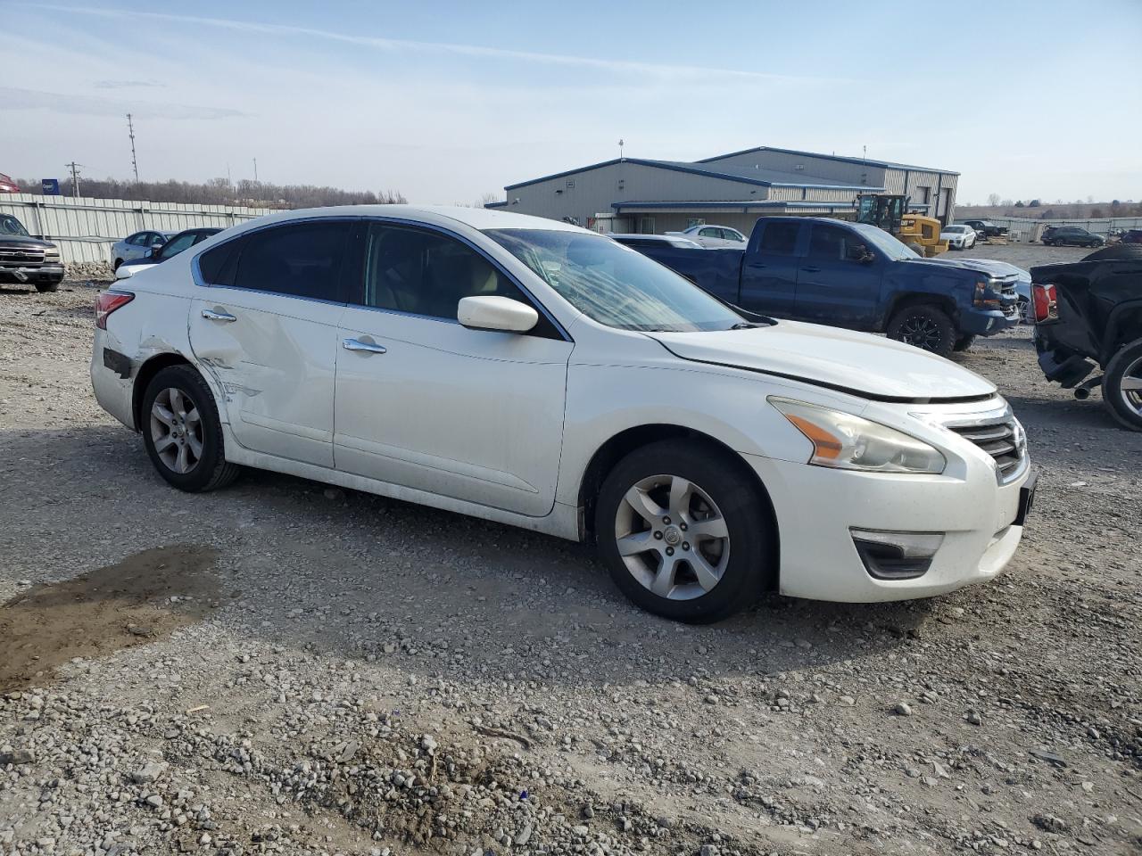 2014 Nissan Altima - Image 4