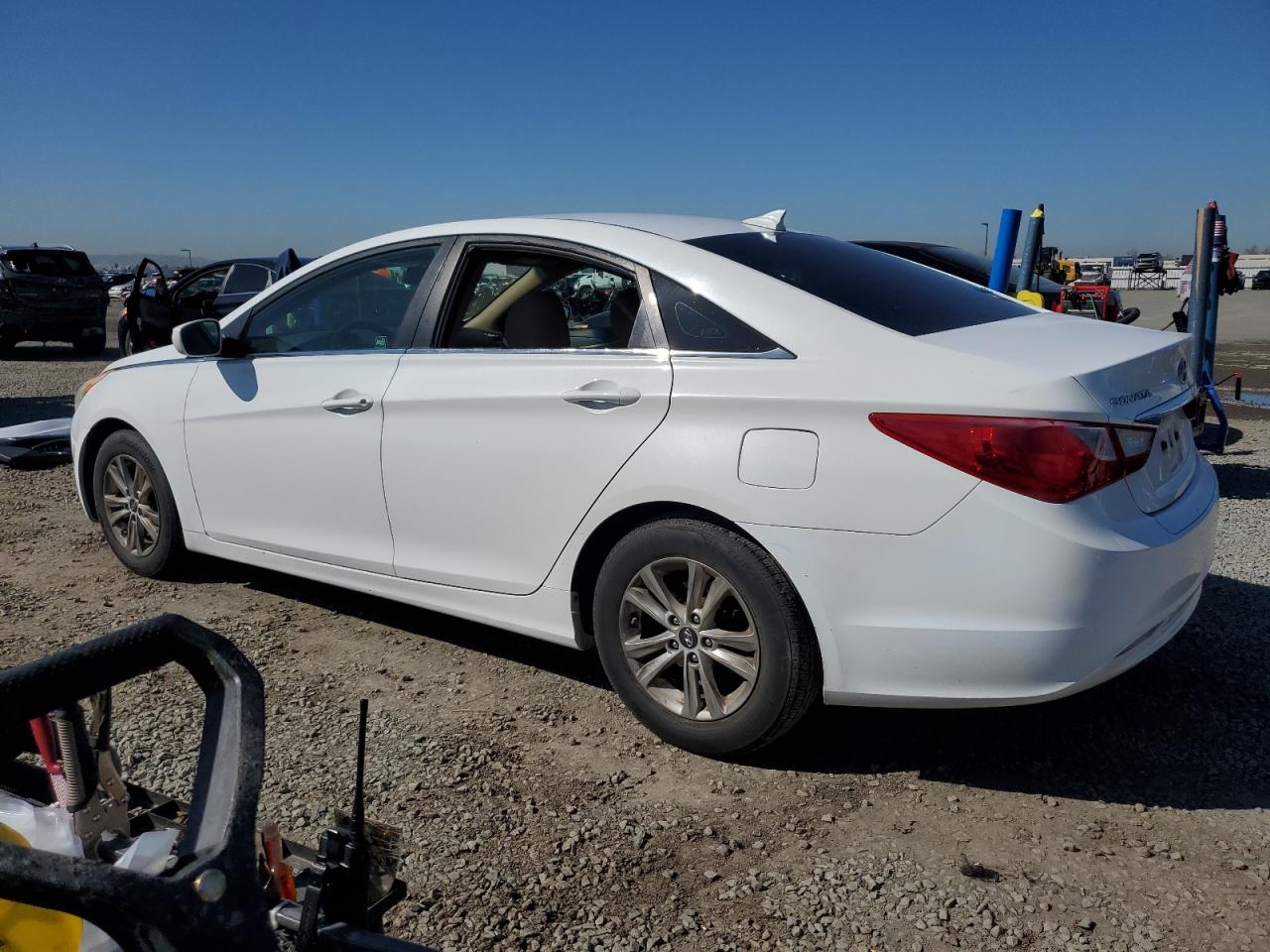 2013 Hyundai Sonata - Image 2