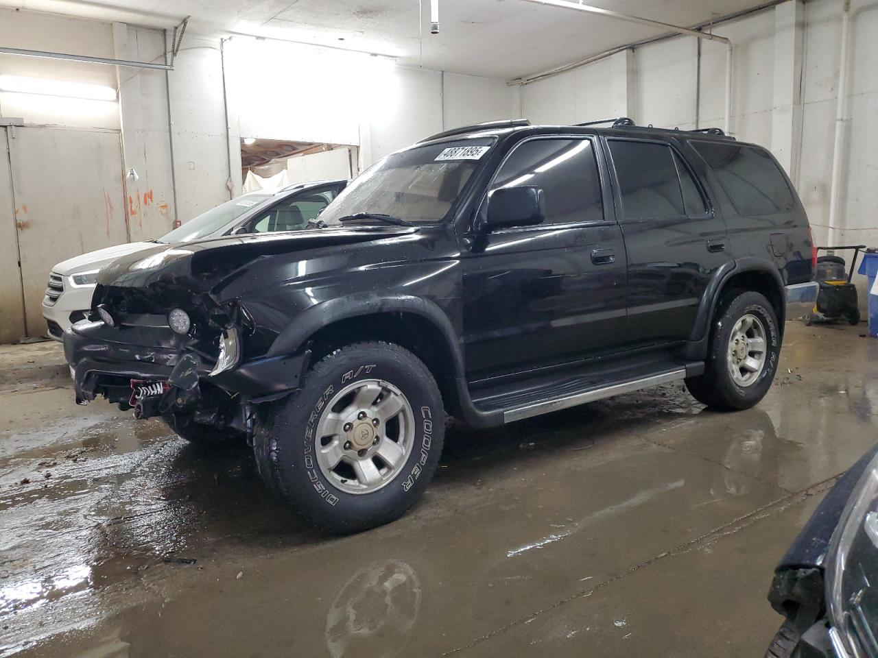 1997 Toyota 4Runner Sr5 for Sale in Madisonville, TN - Front End