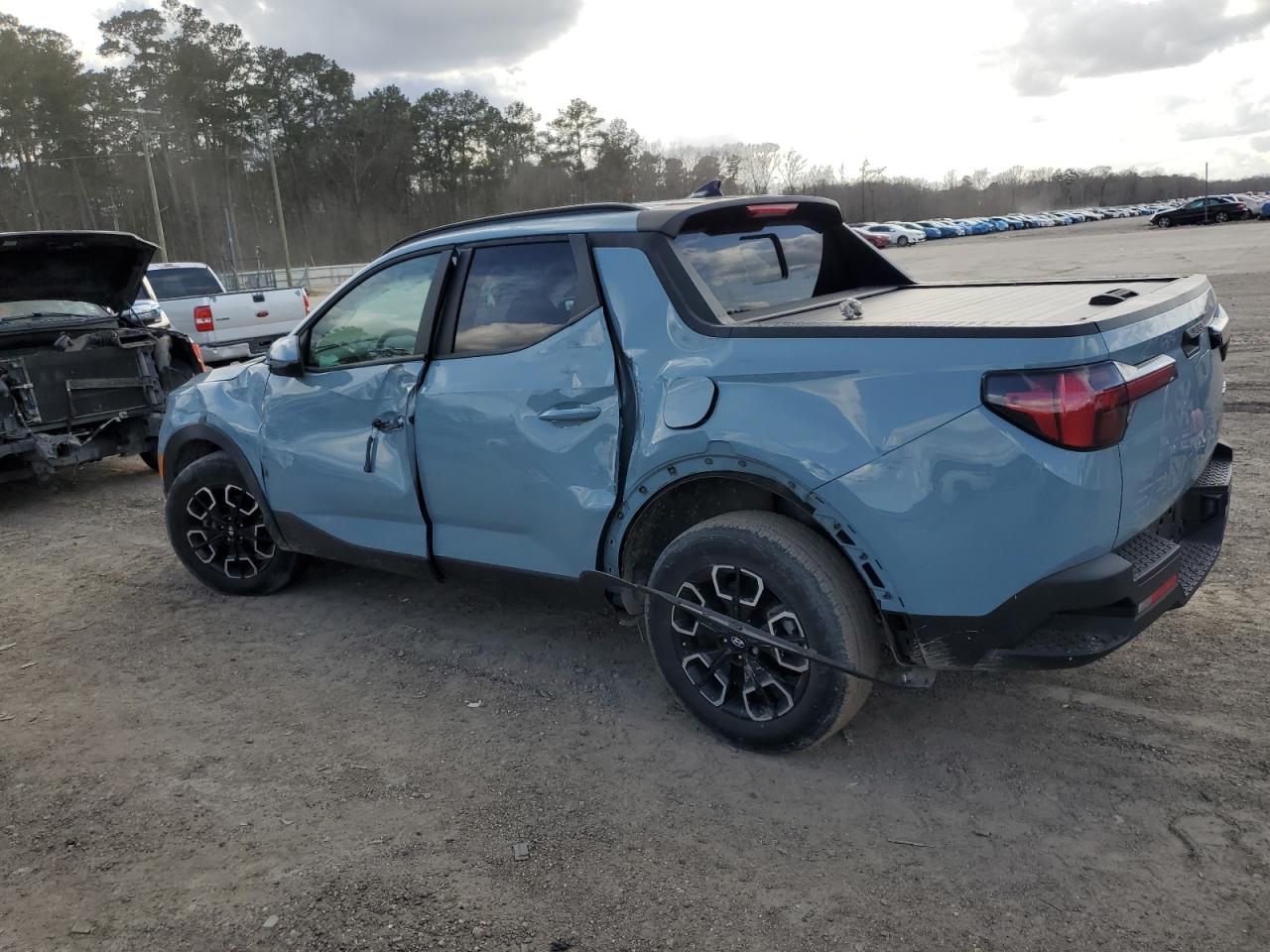 2022 Hyundai Santa Cruz - Image 2
