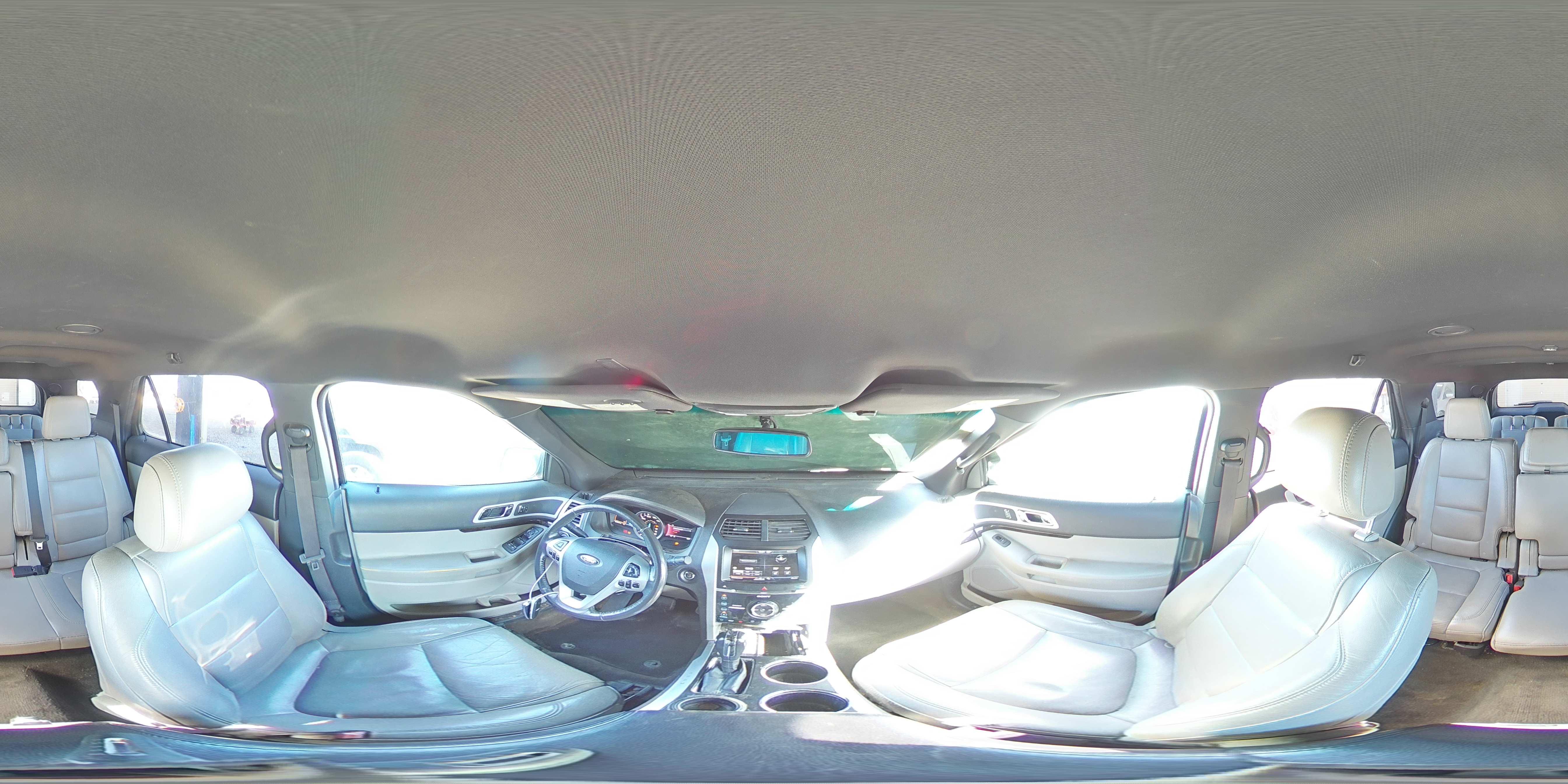 2014 Ford Explorer - Image 13