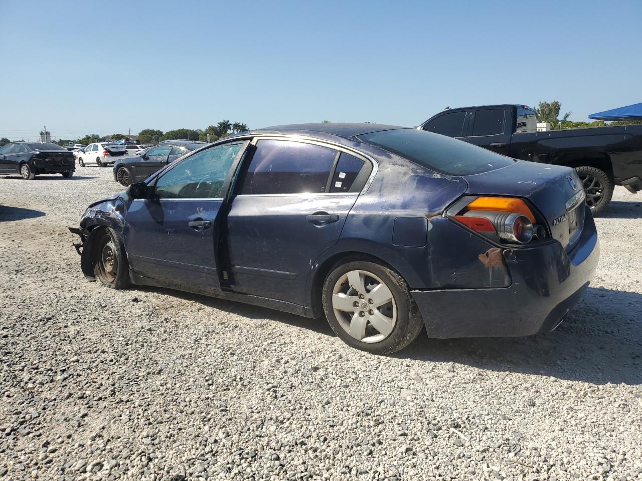 2007 Nissan Altima - Image 2