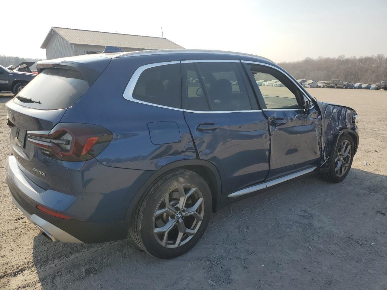 2022 BMW X3 - Image 3