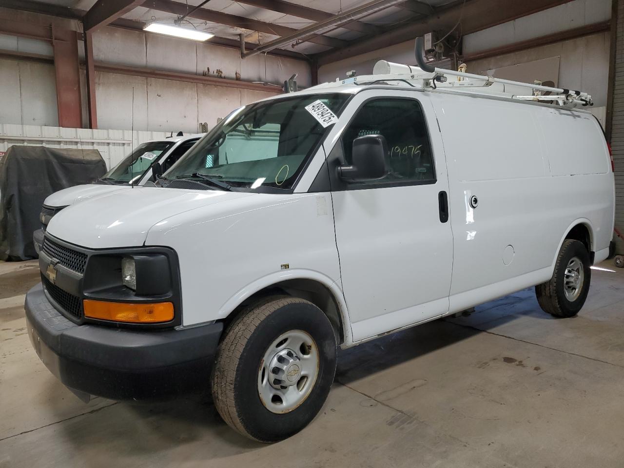 2013 Chevrolet Express G2500 for Sale in Elgin, IL - Minor Dent/Scratches