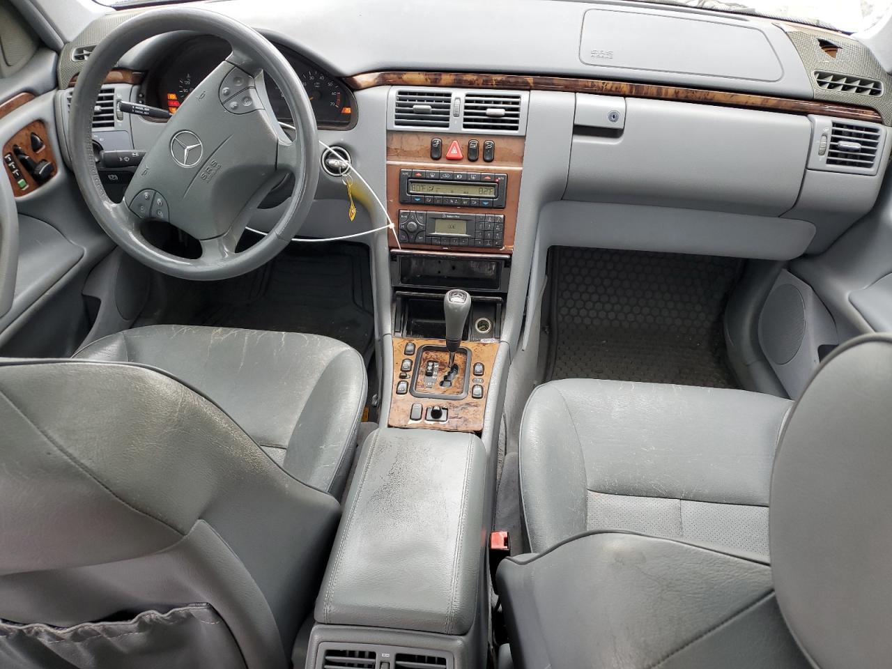 2000 Mercedes-Benz E-klasse - Image 8