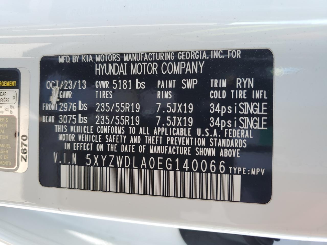 2014 Hyundai Santa Fe - Image 13