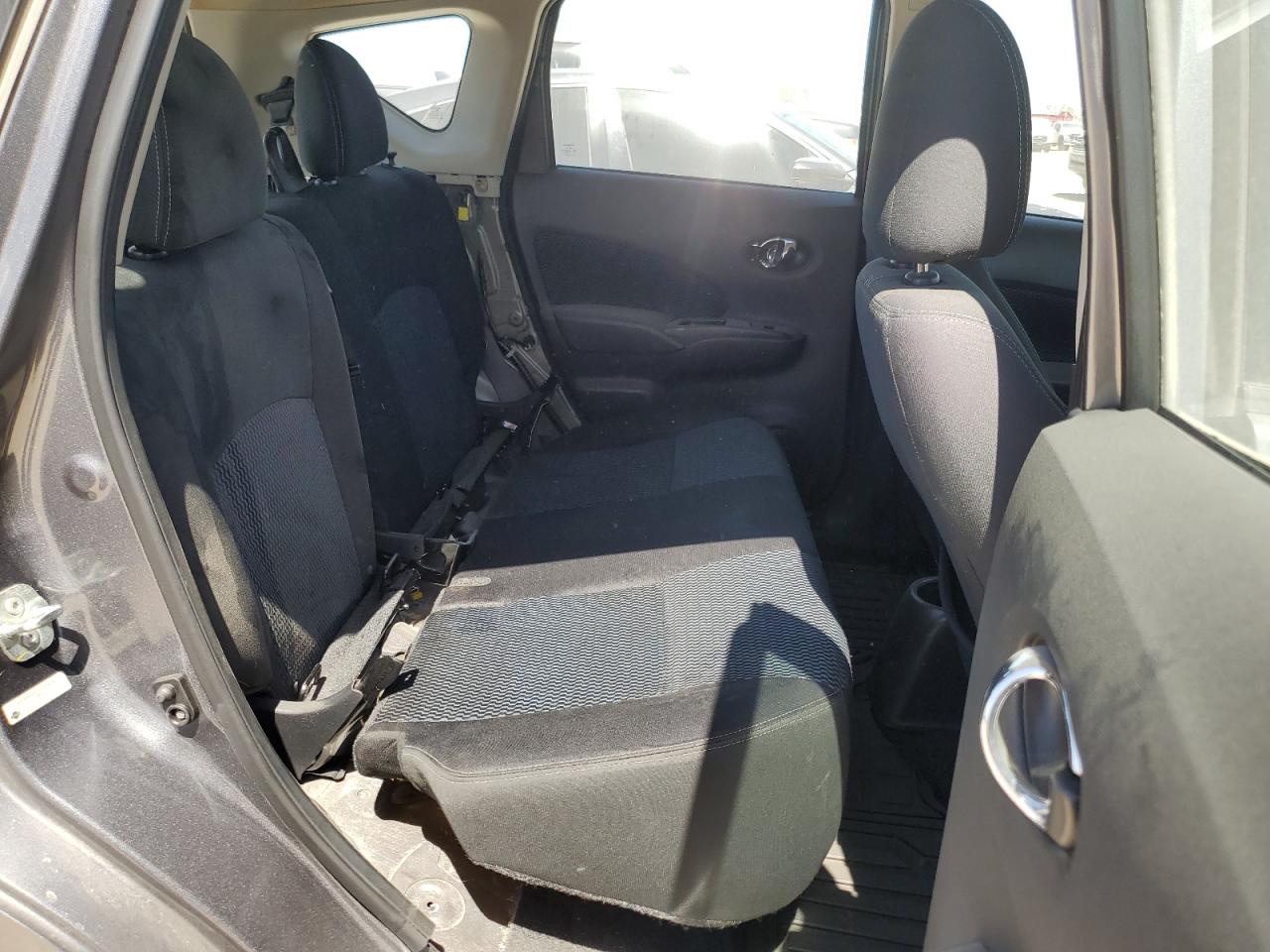 2018 Nissan Versa - Image 10