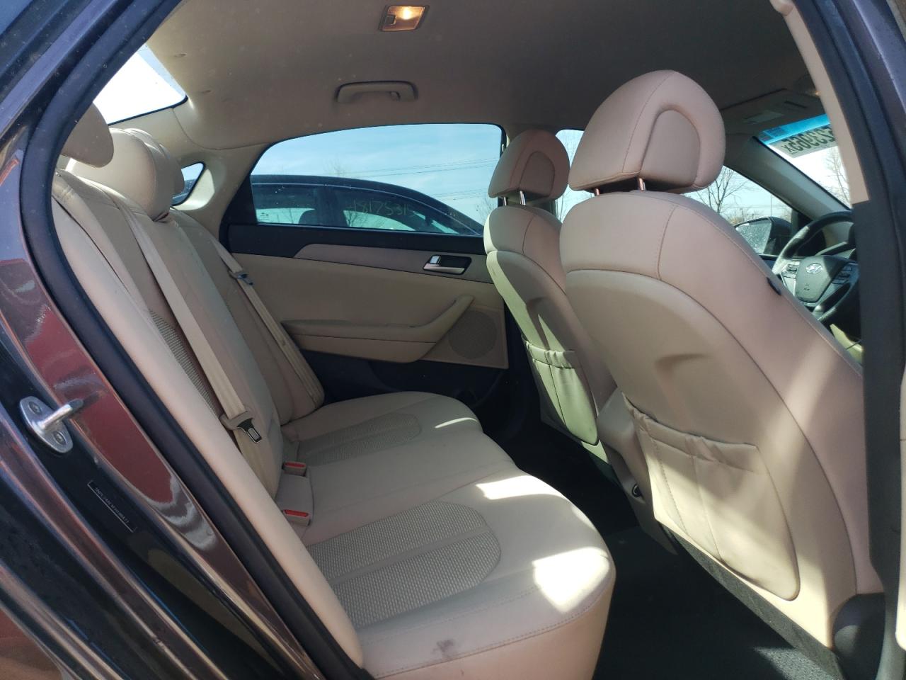 2015 Hyundai Sonata - Image 10