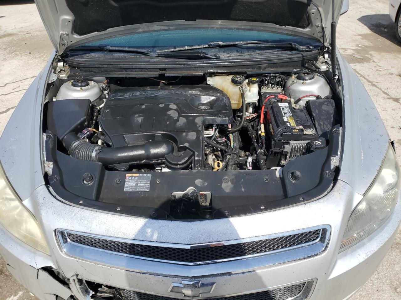 2011 Chevrolet Malibu - Image 11