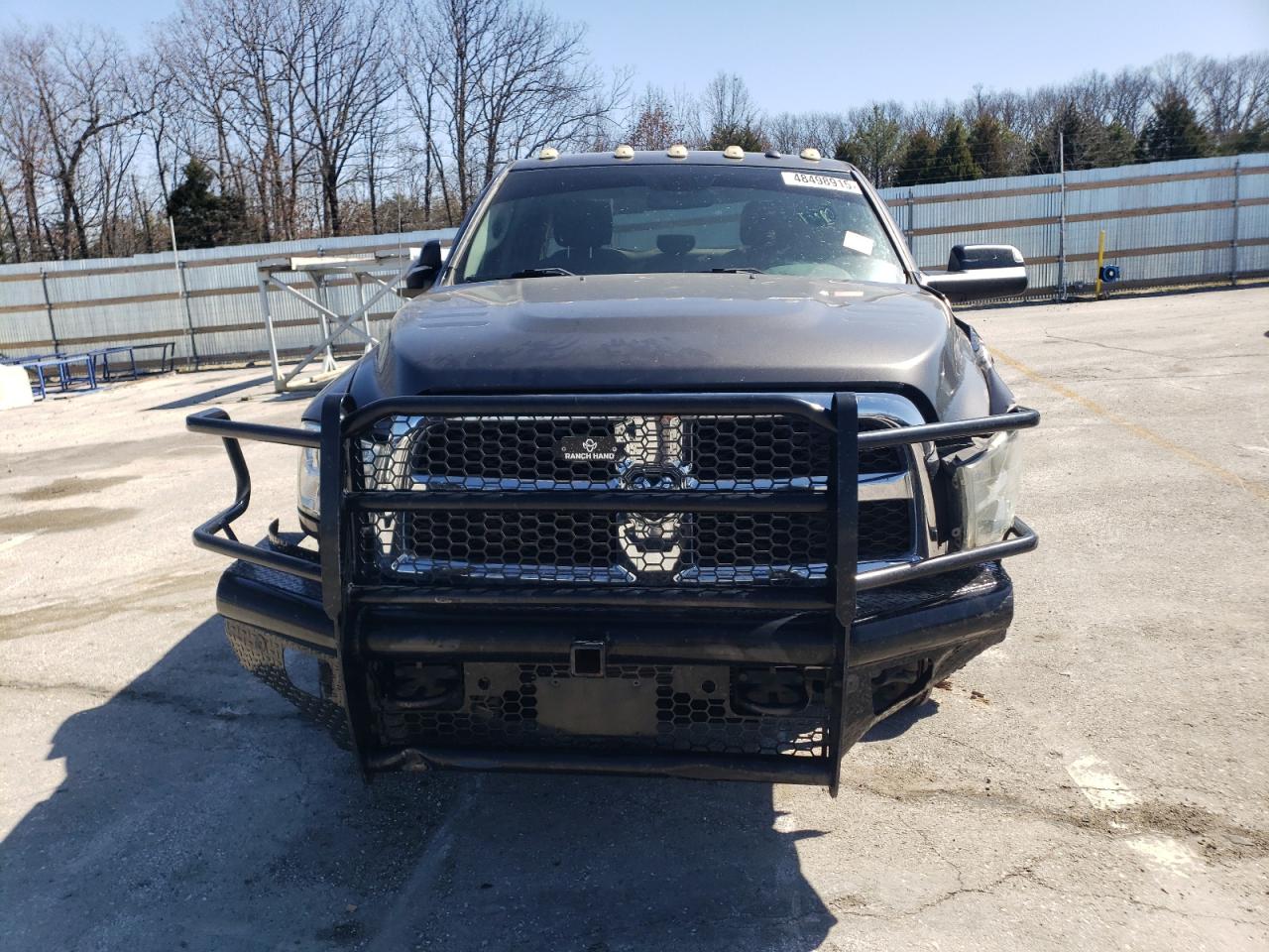 2016 RAM 3500 - Image 5