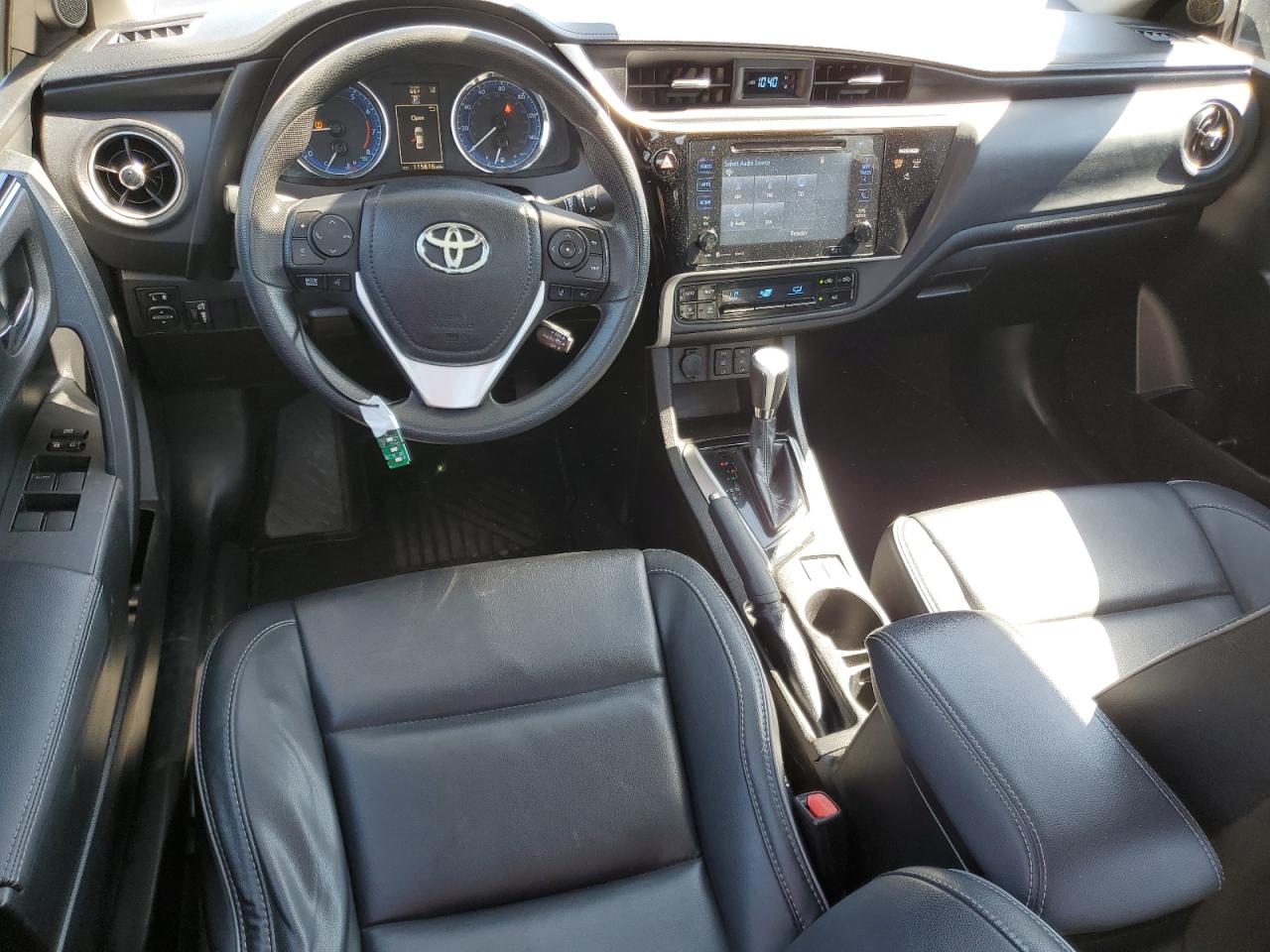 2017 Toyota Corolla L VIN: 5YFBURHEXHP673784 Lot: 49715435