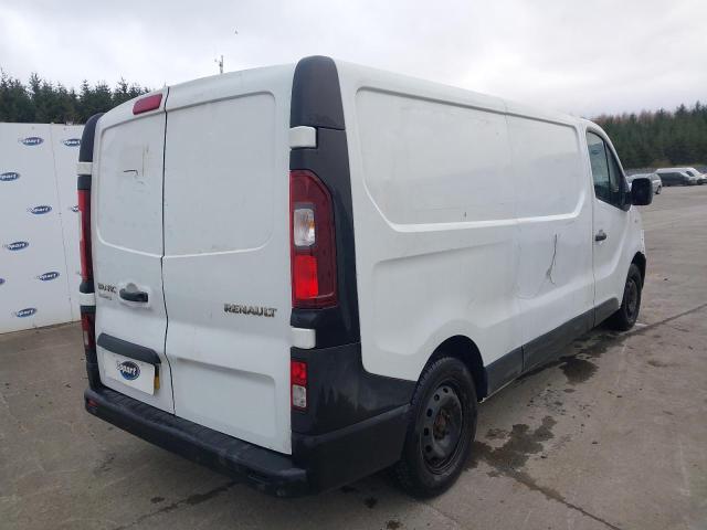 2015 RENAULT TRAFIC LL2