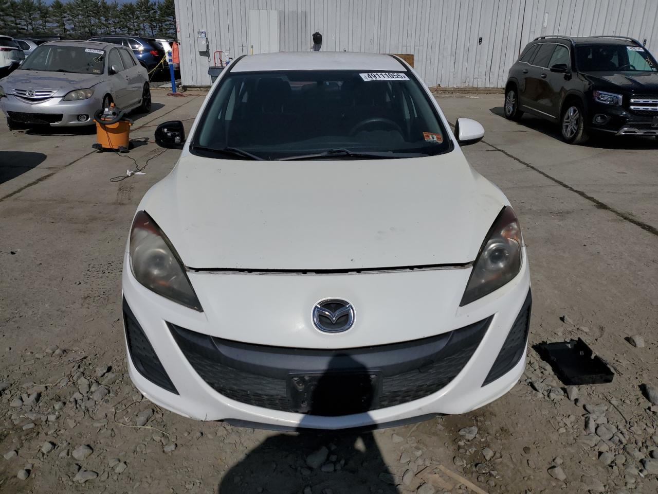 2011 Mazda 3 - Image 5
