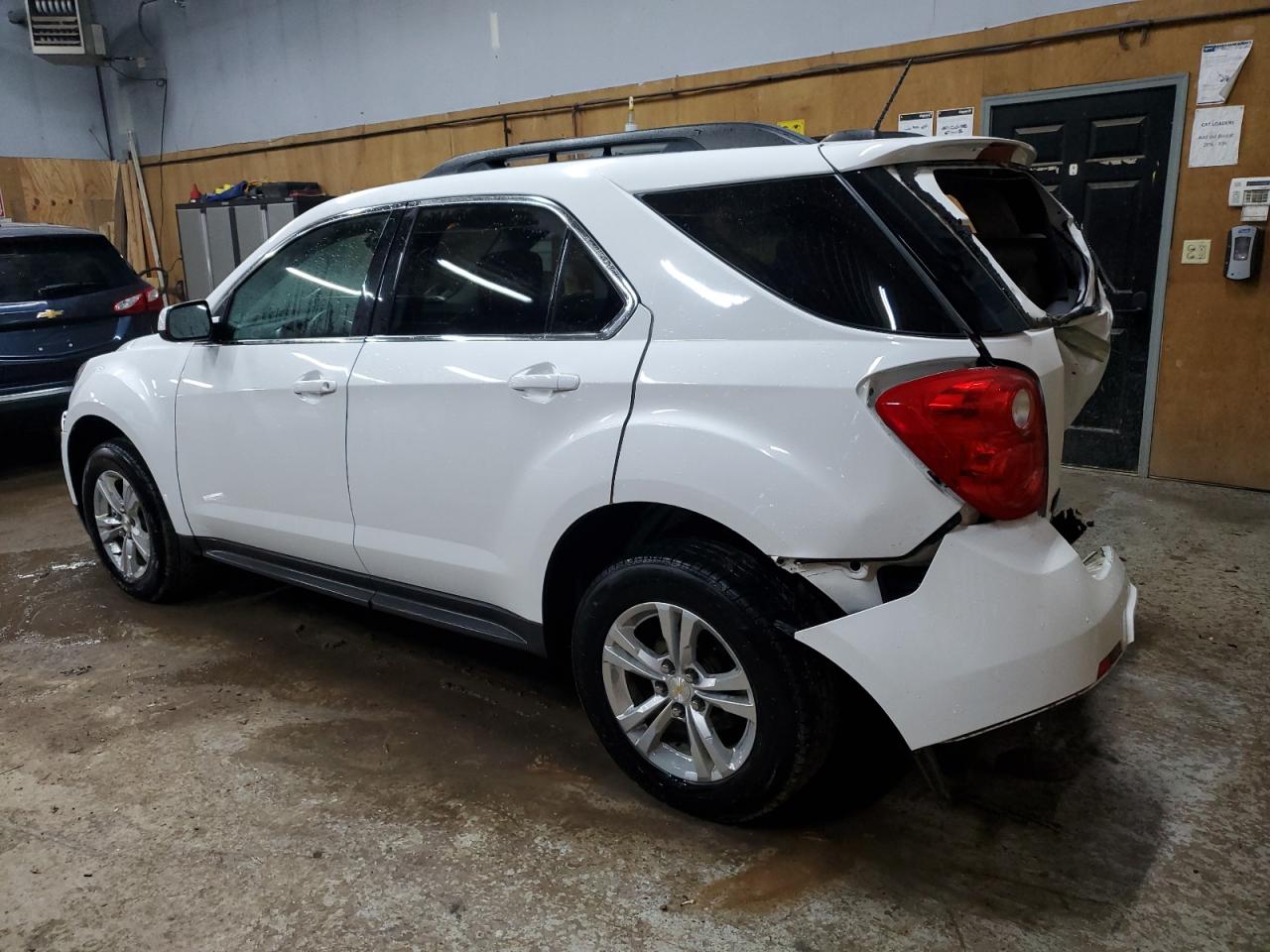 2015 Chevrolet Equinox - Image 2