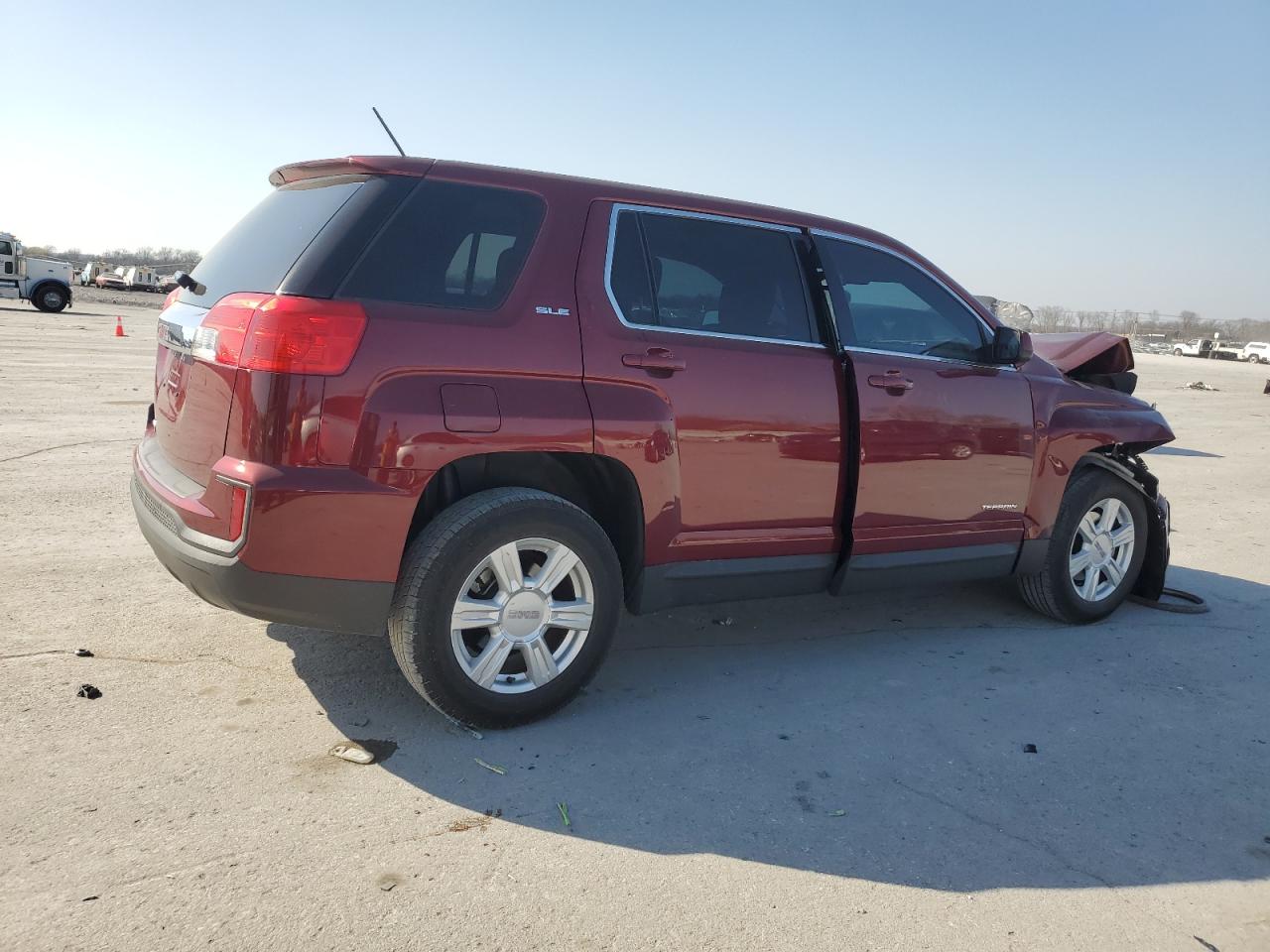 2016 GMC Terrain - Image 3