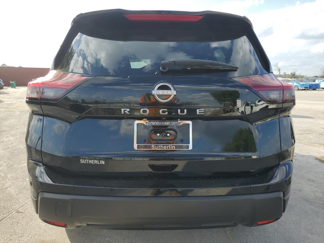 2024 Nissan Rogue - Image 6