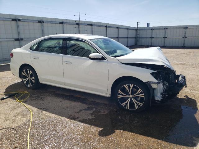  VOLKSWAGEN PASSAT 2021 White