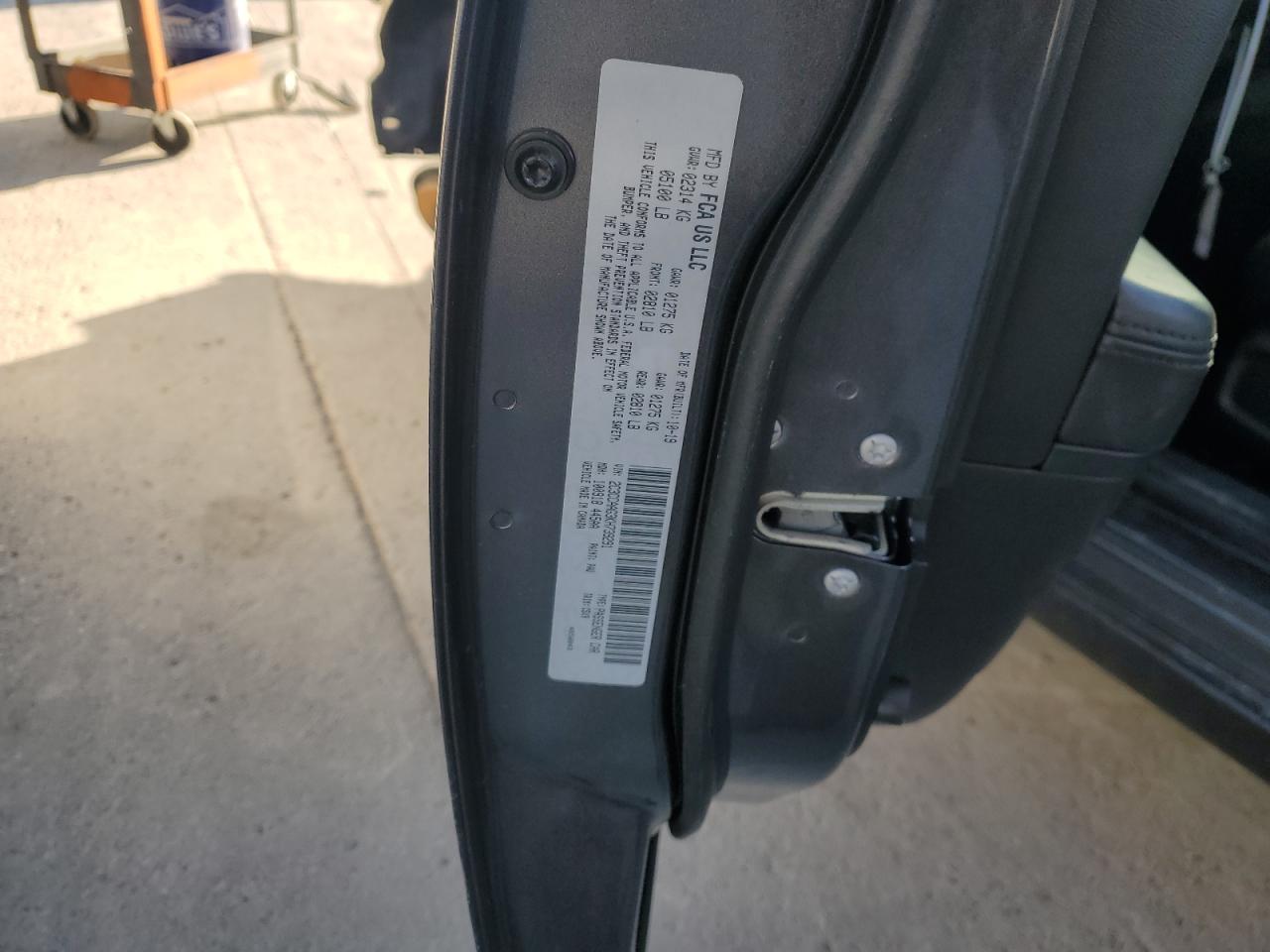 2019 Chrysler 300 - Image 13