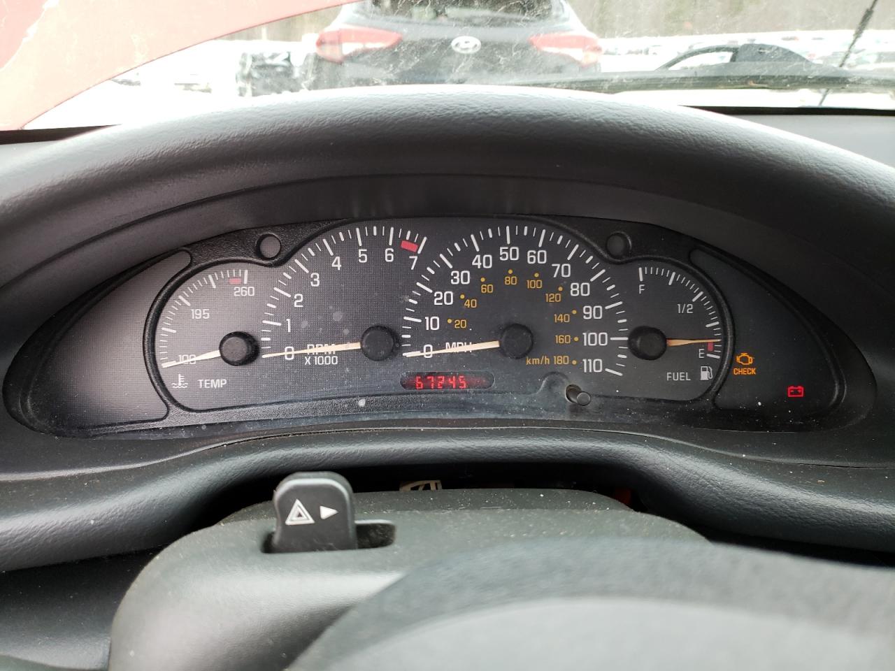 2003 Pontiac Sunfire - Image 9