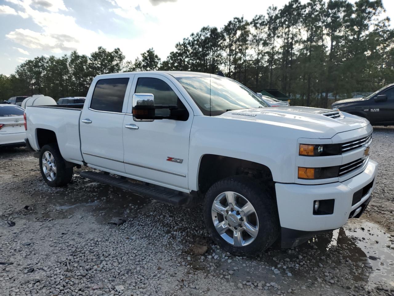1GC1KWEY3JF228248 CHEVROLET ALL Models 2018
