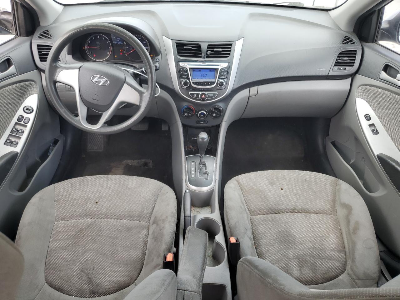 2013 Hyundai Accent - Image 8