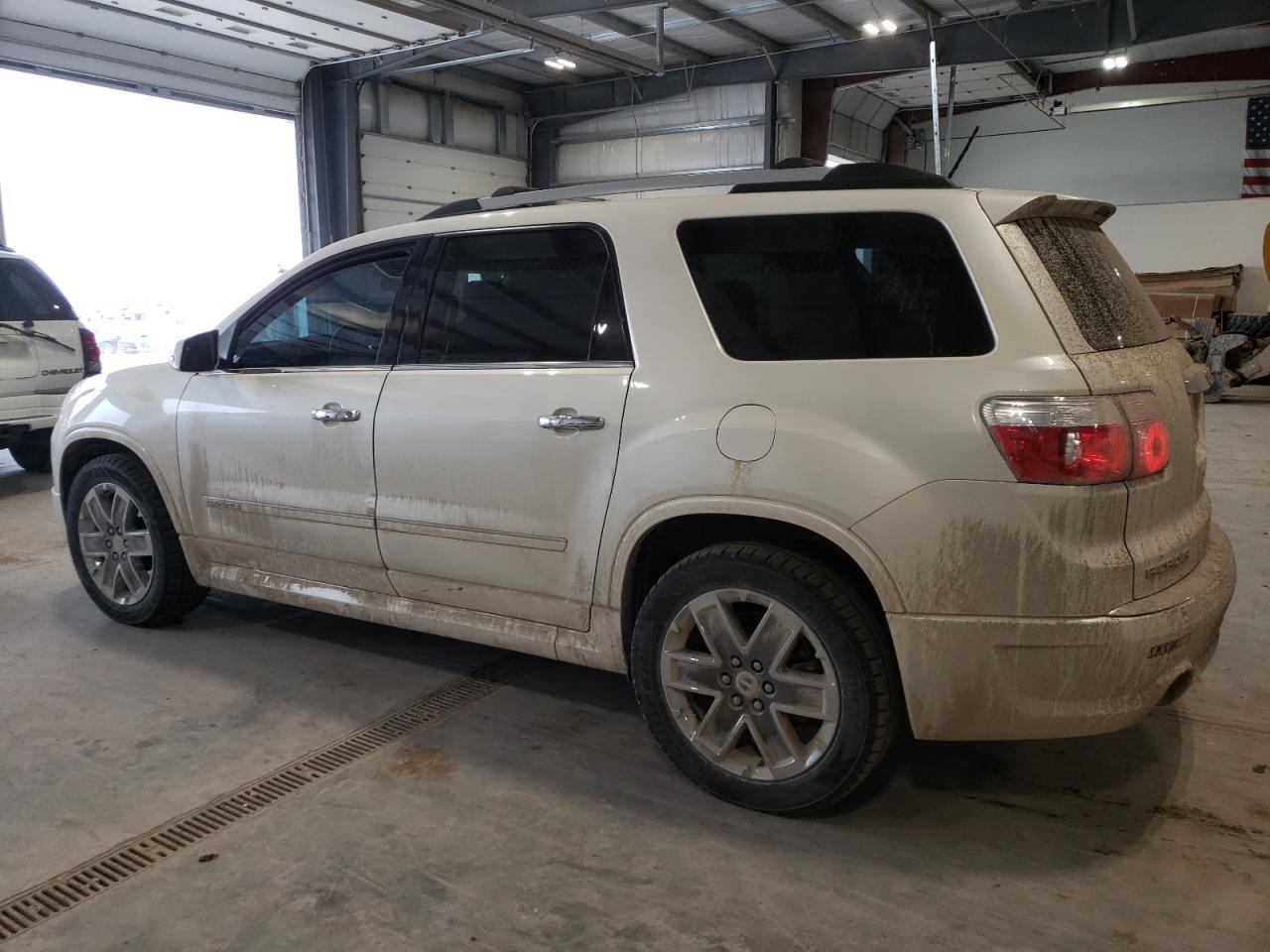 2012 GMC Acadia - Image 2