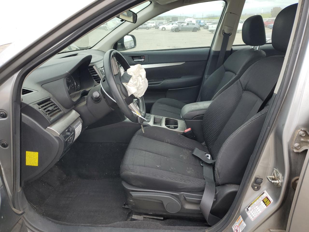 2011 Subaru Outback - Image 7