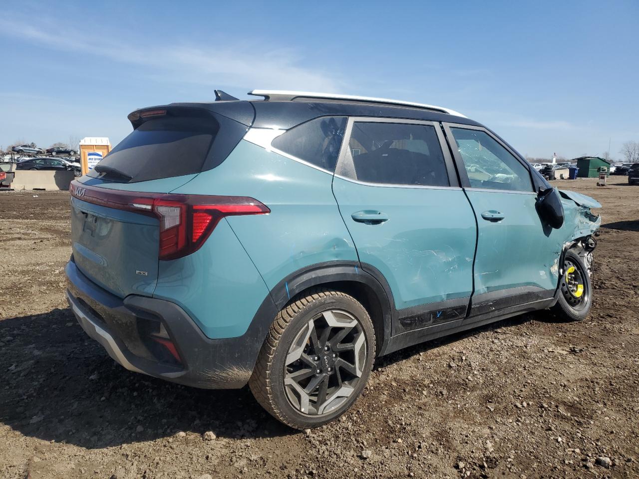 2024 Kia Seltos - Image 3