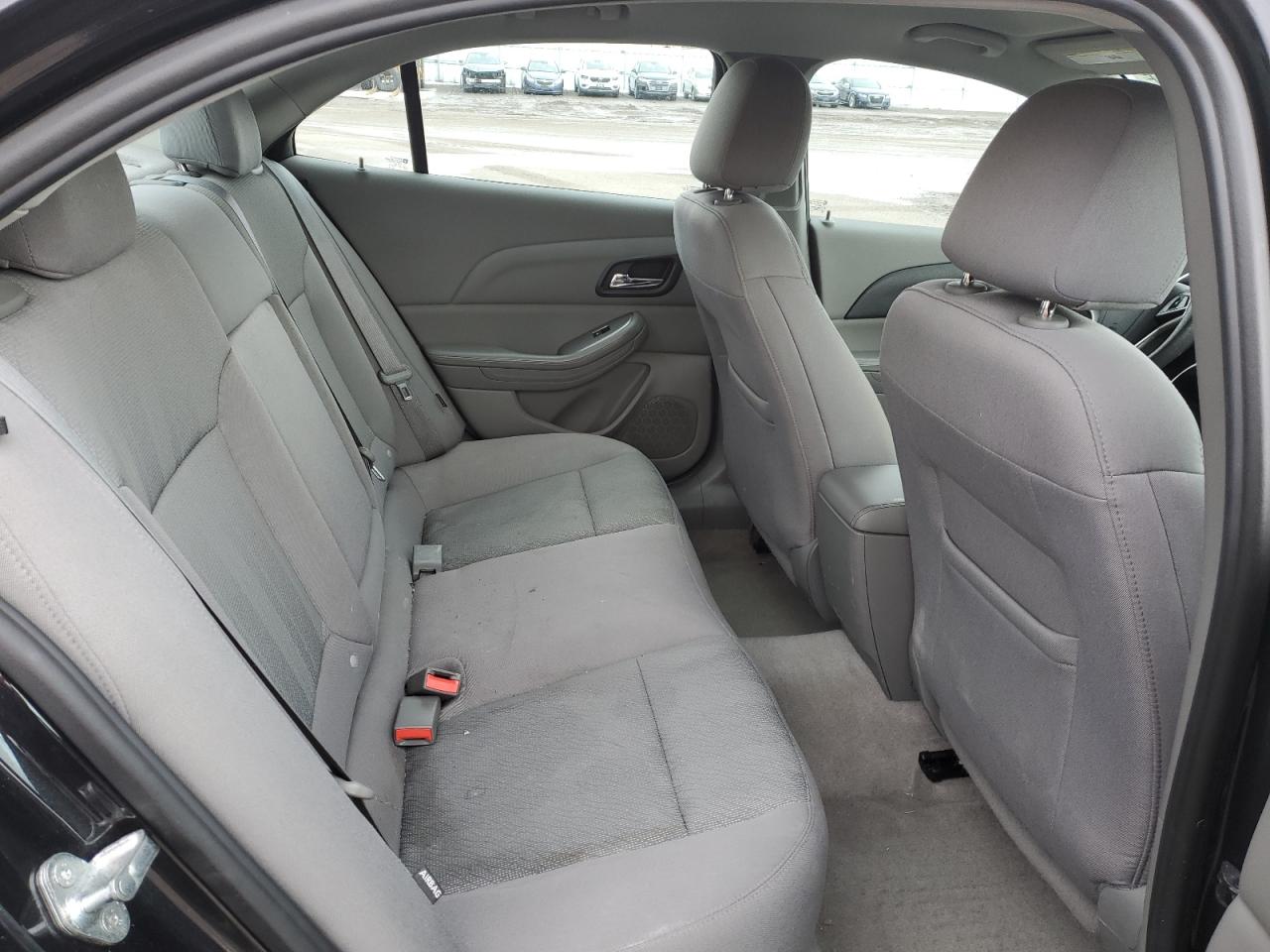 2015 Chevrolet Malibu - Image 10