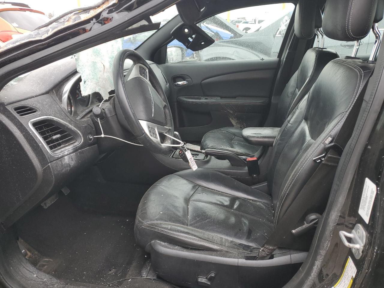 2012 Chrysler 200 - Image 7