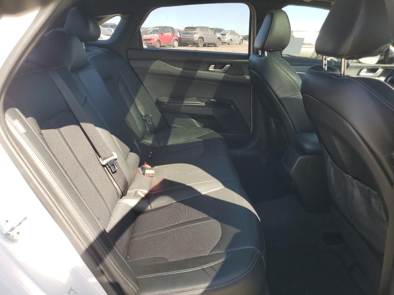 2021 Kia K5 - Image 10