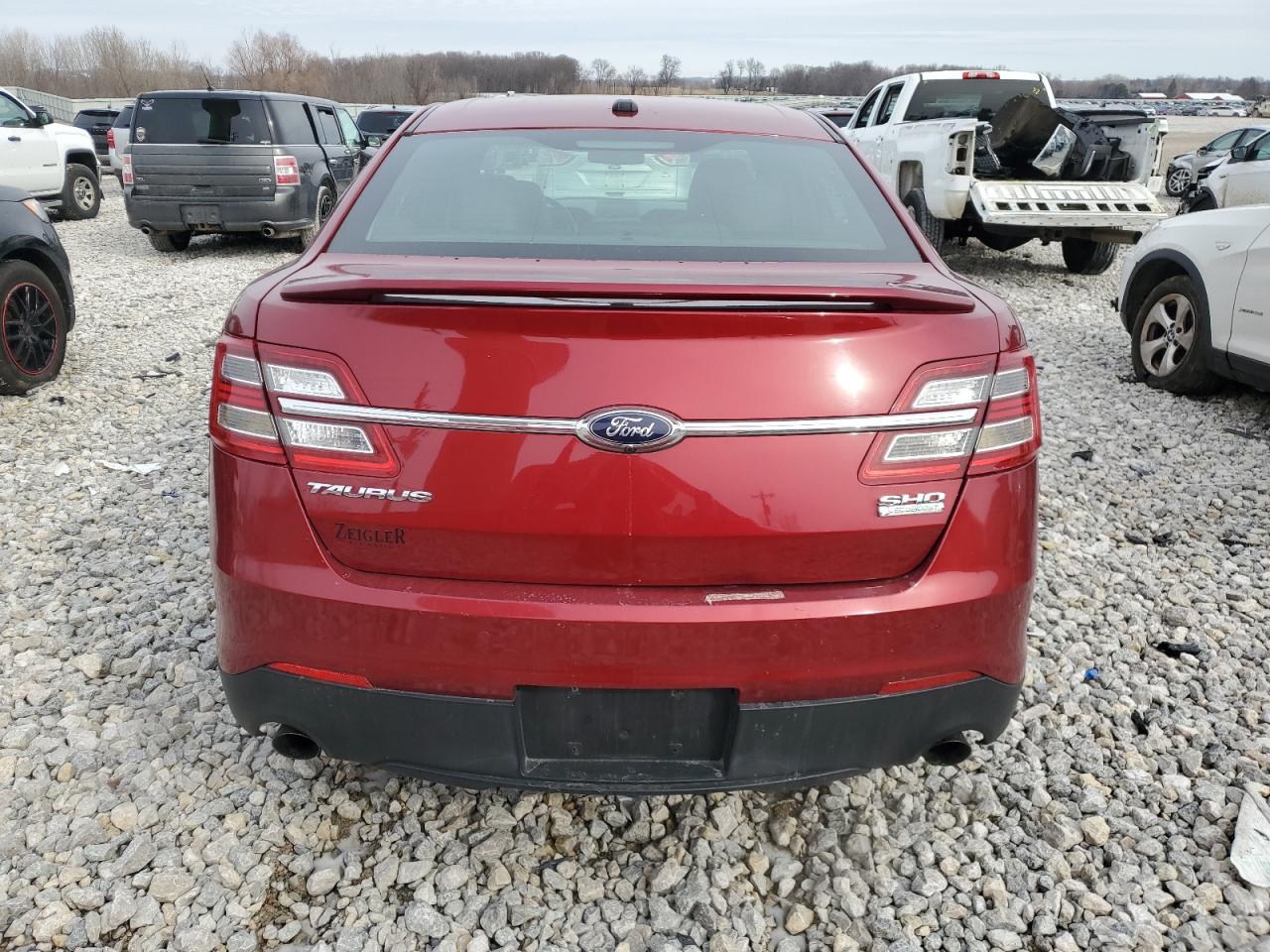 2013 Ford Taurus - Image 6