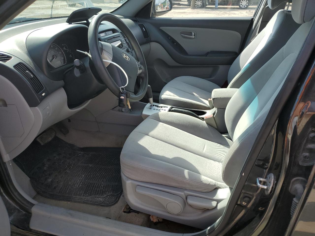2008 Hyundai Elantra - Image 7