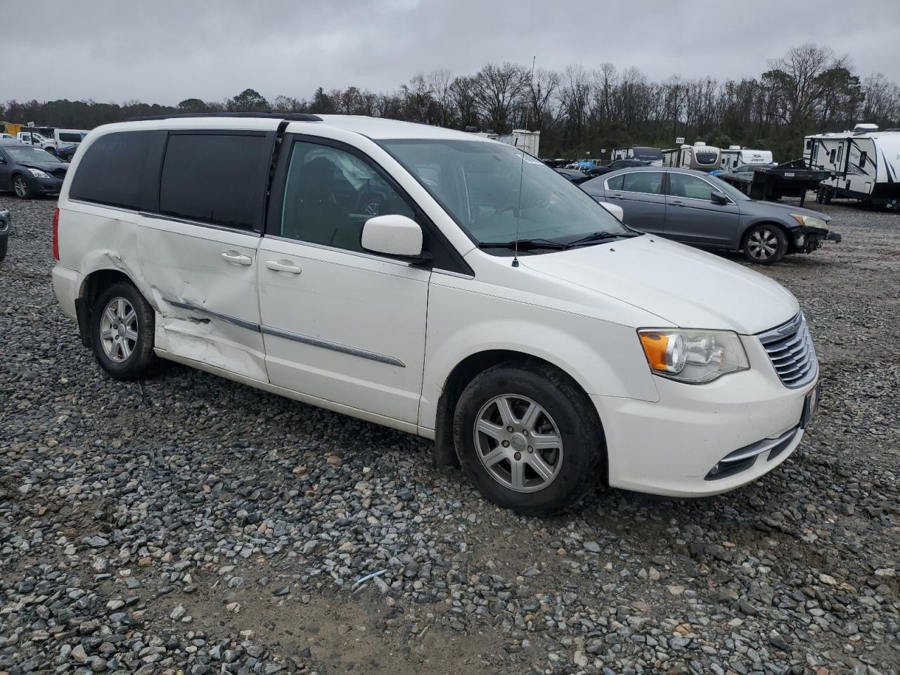 2012 Chrysler Town & Country - Image 4