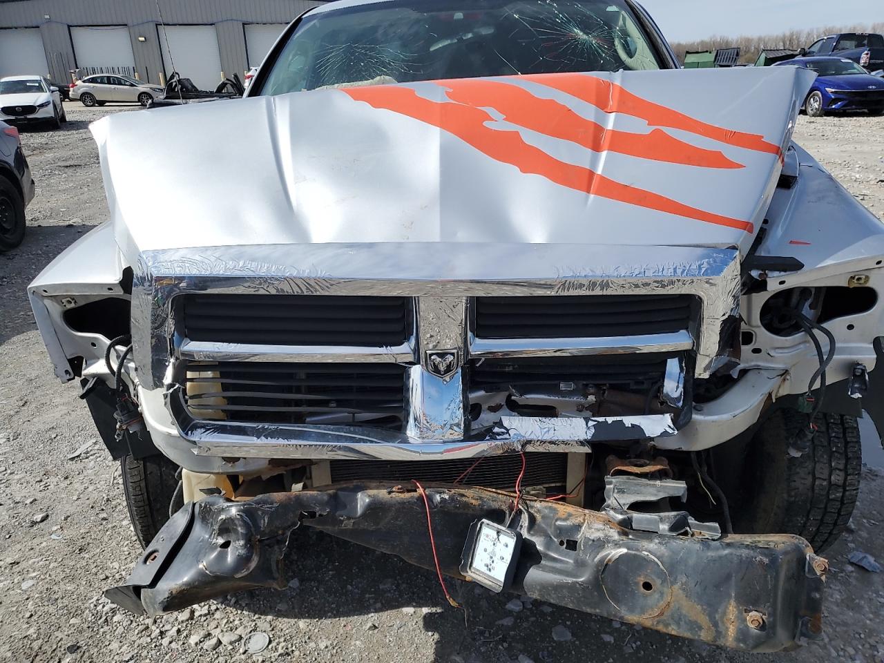2007 Dodge Dakota Quad Slt VIN: 1D7HE48K07S117566 Lot: 49948015