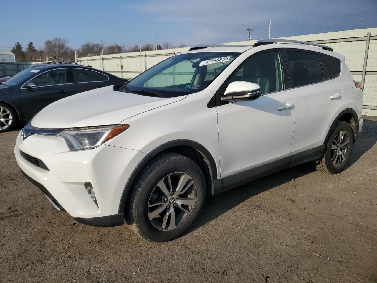 2016 Toyota RAV 4 - Image 1