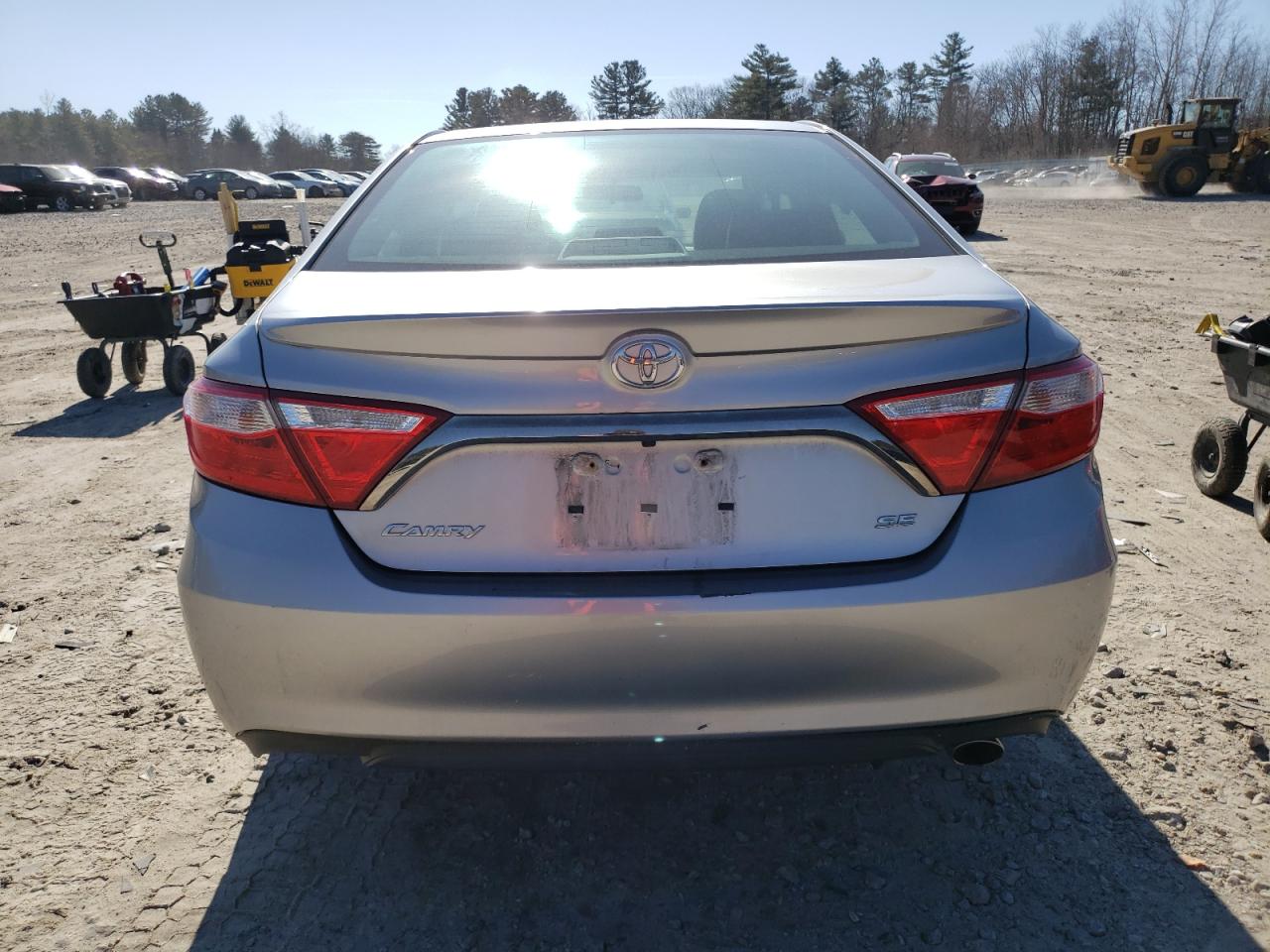 2015 Toyota Camry - Image 6