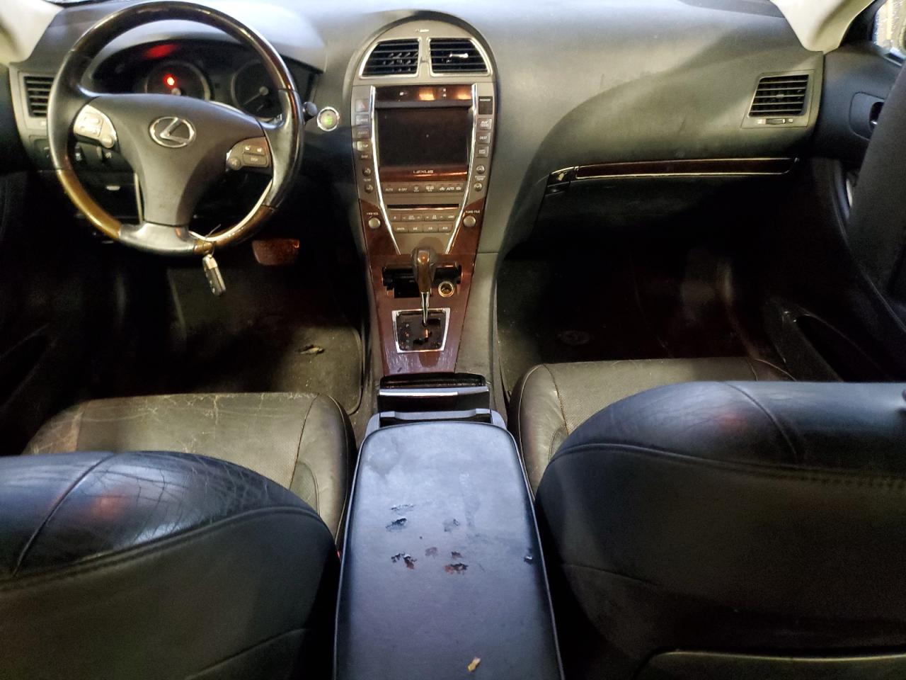 2011 Lexus ES - Image 8