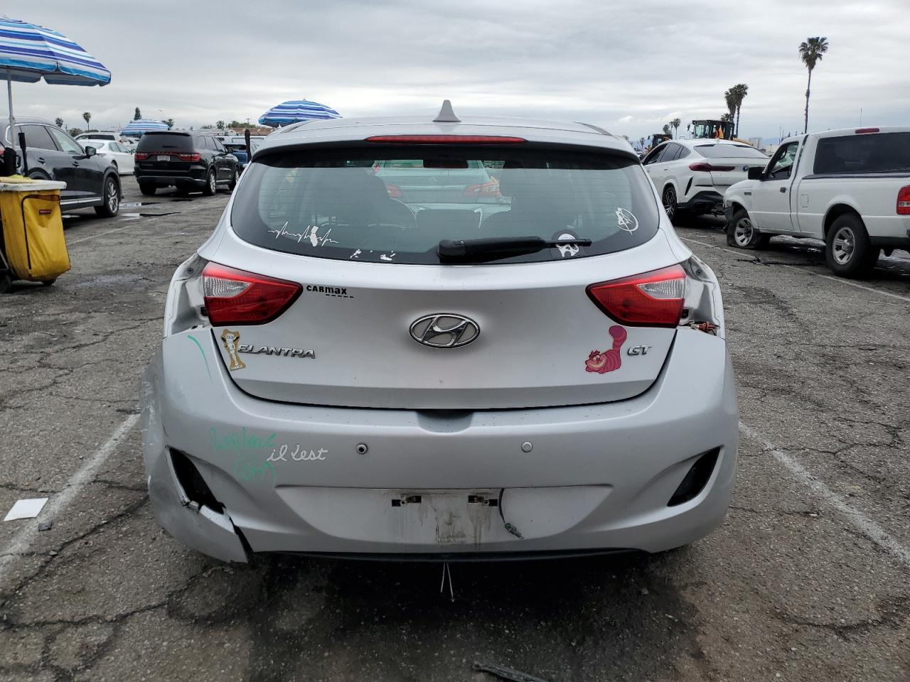 2013 Hyundai Elantra - Image 6