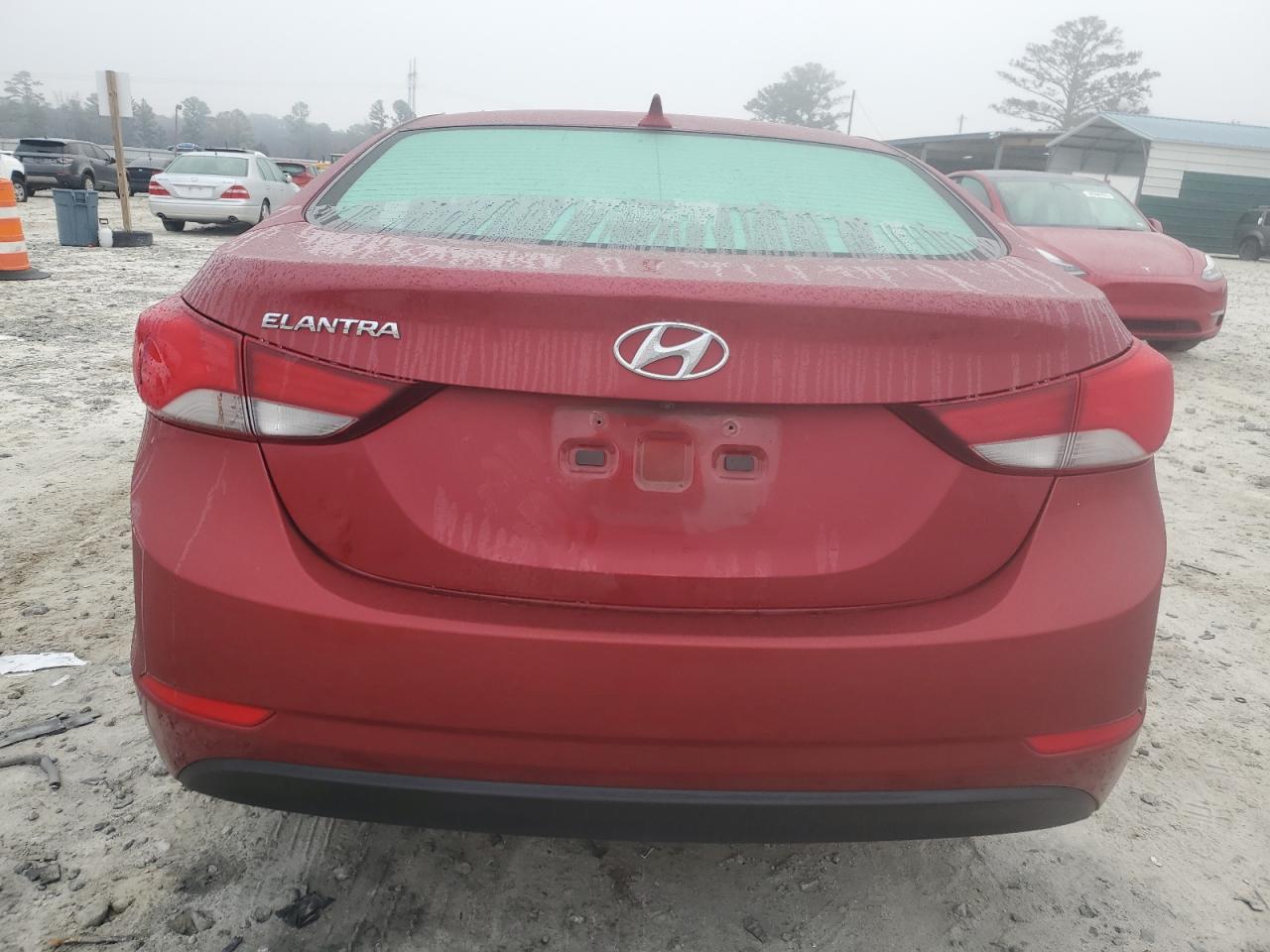 2015 Hyundai Elantra - Image 6