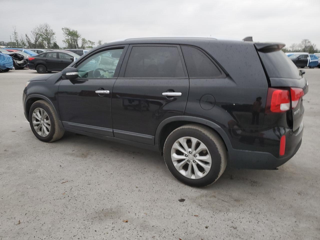 2014 Kia Sorento - Image 2