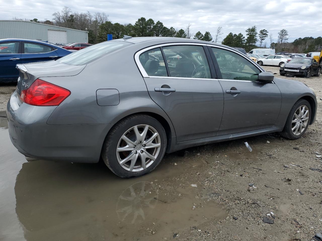 2012 Infiniti G - Image 3