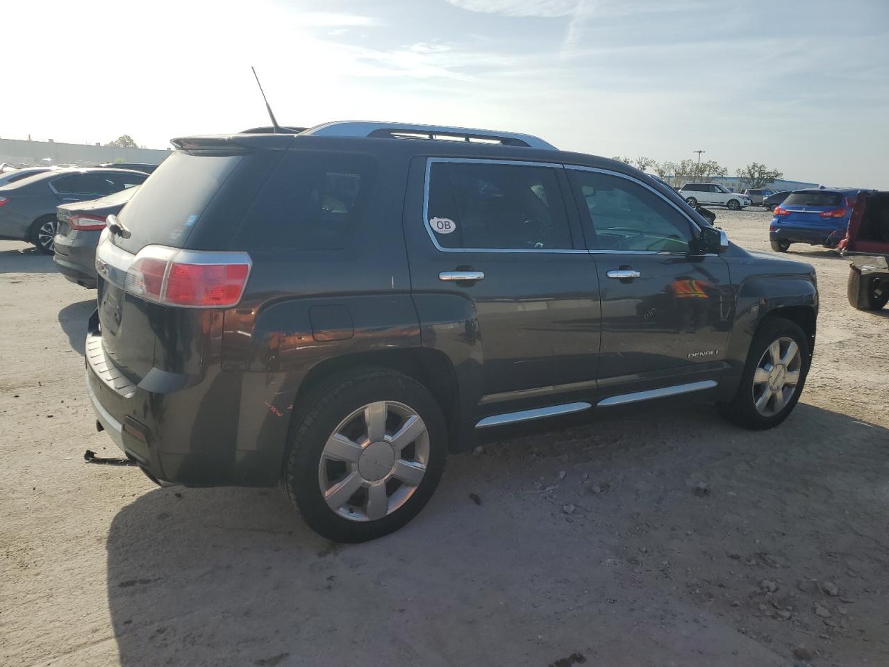 2013 GMC Terrain - Image 3
