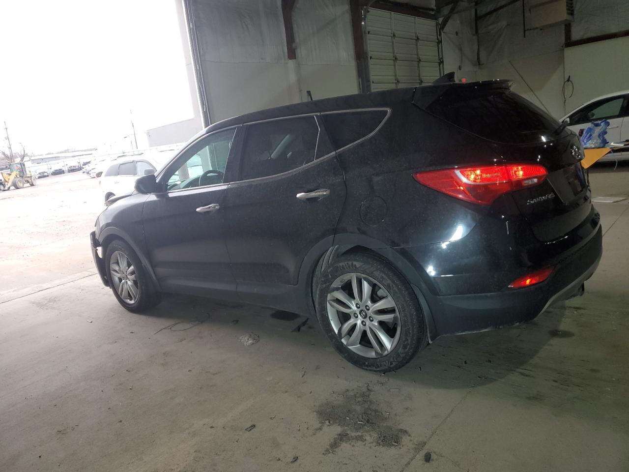 2013 Hyundai Santa Fe - Image 2