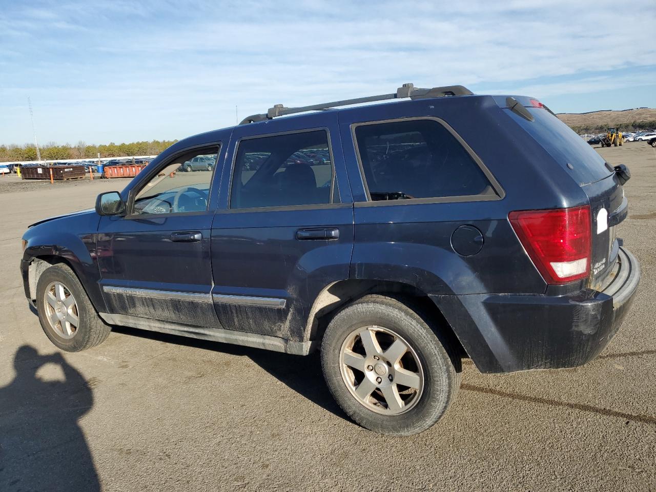 2010 Jeep Grand Cherokee - Image 2