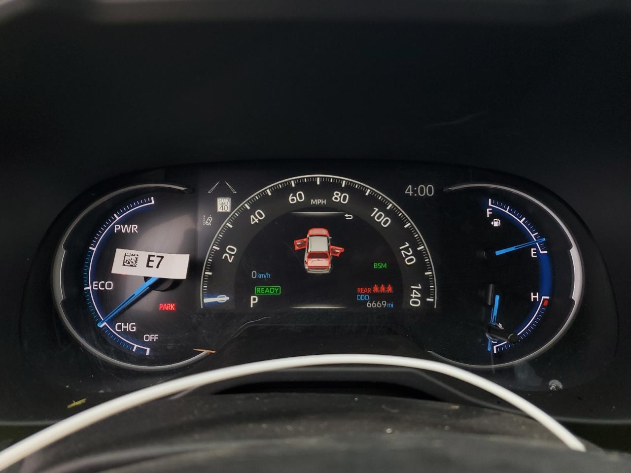 2024 Toyota RAV 4 - Image 9