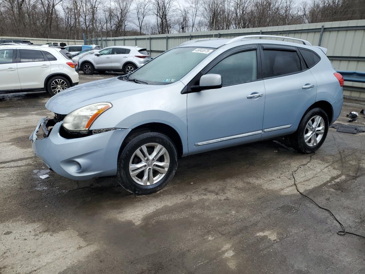 2013 Nissan Rogue - Image 1