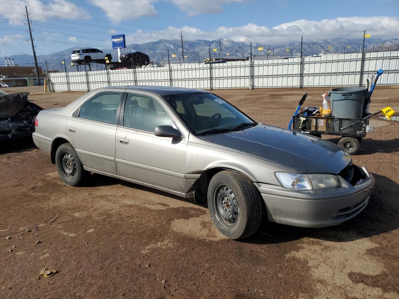 2000 Toyota Camry - Image 4